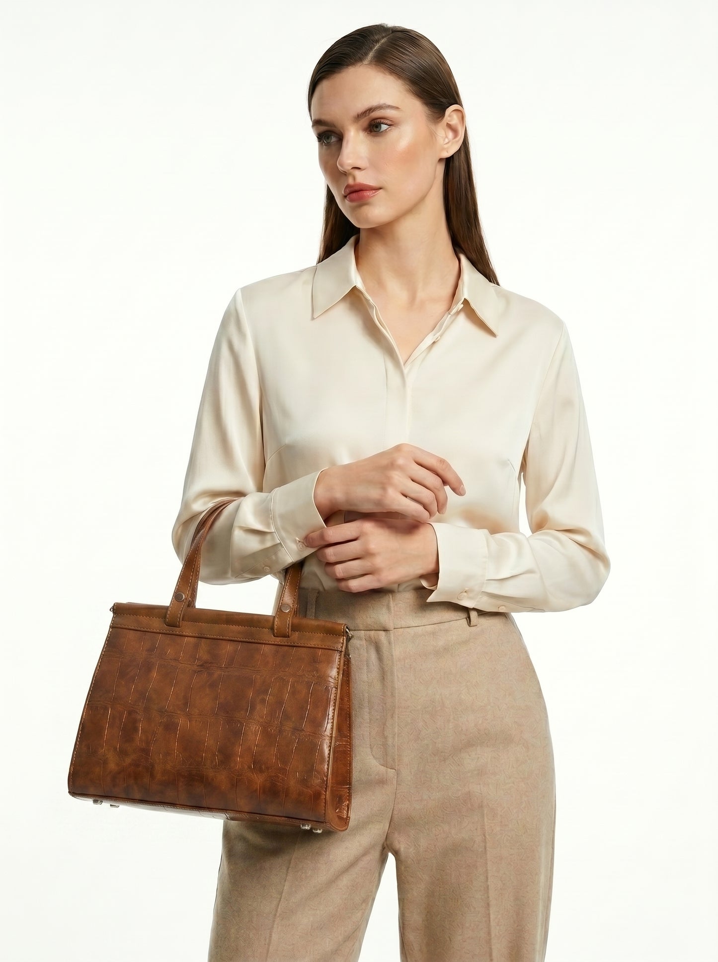 The Croco Top-Handle